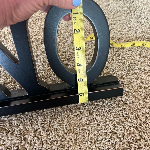 Retro World Market VINO Wooden Sign Wine Oenophile Decor Distressed Black/Brown - Picture 8 of 9